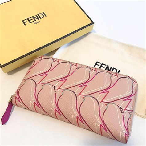 fendi 財布 ピンク|Fendi.